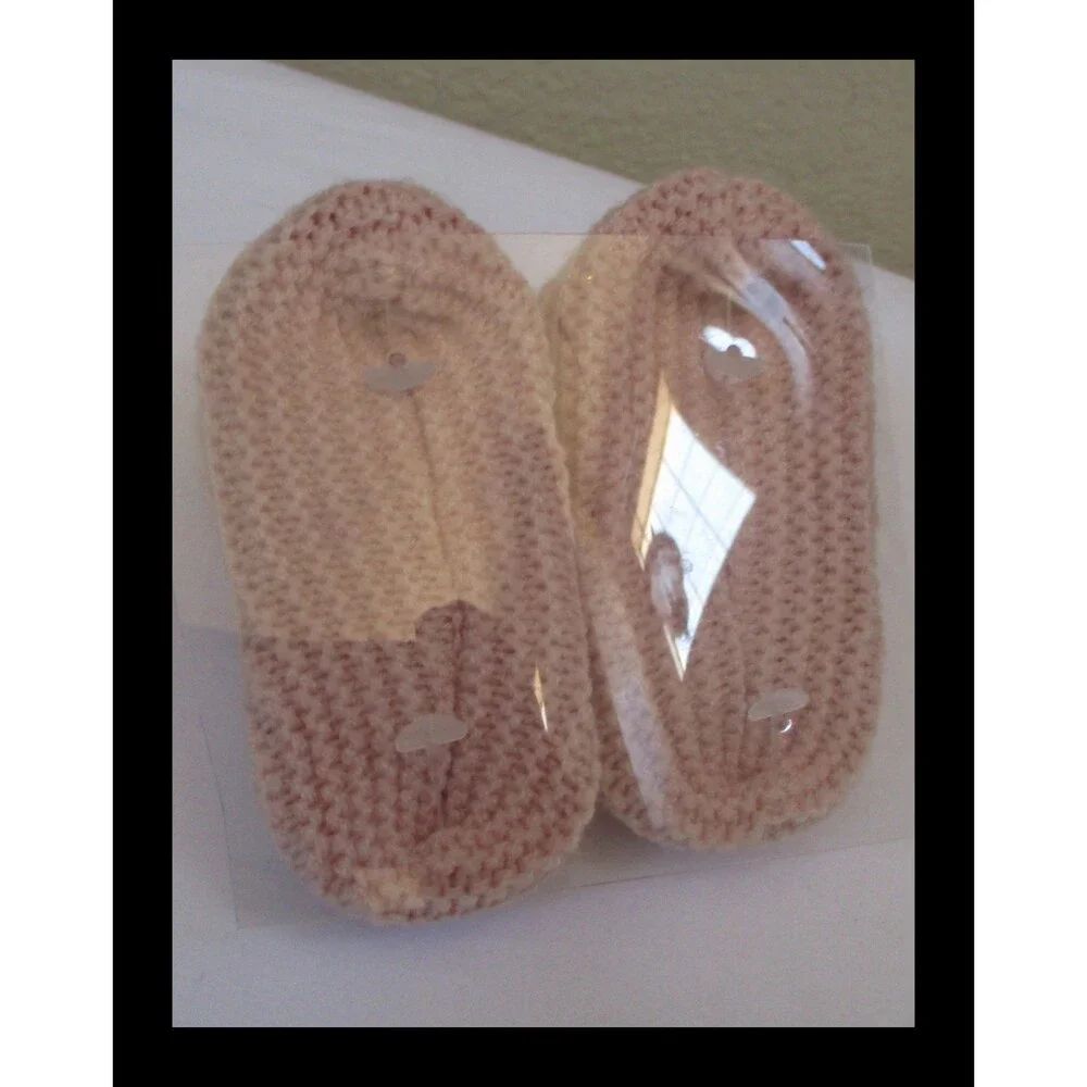 Pink Knit Baby Booties Newborn NEW